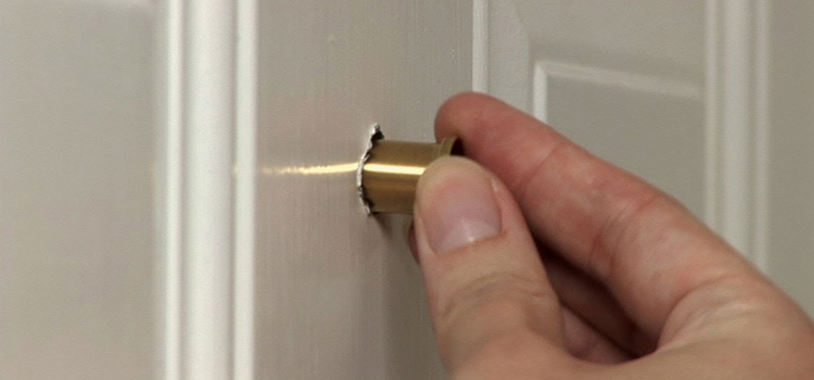 peephole door repair in Mentone